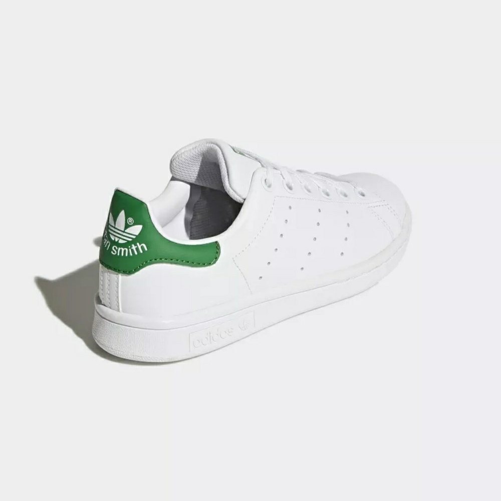 Adidas Stan Smith Classic Shoes